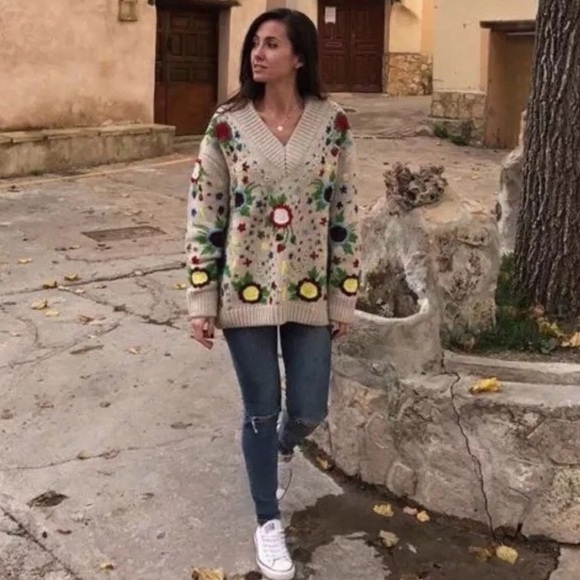 ZARA EMBROIDERED FLORAL SWEATER ❌SOLD❌ - Picture 2 of 2